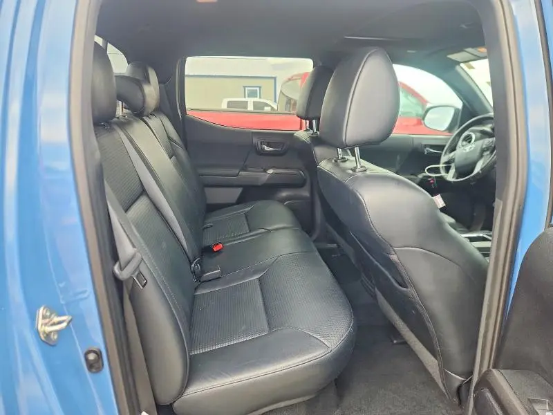 2019 TOYOTA TACOMA TRD SPORT  