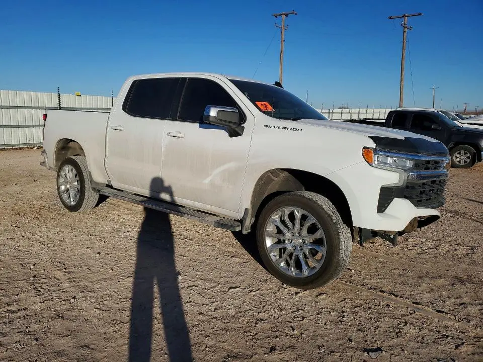 2023 CHEVROLET SILVERADO C1500 LT  