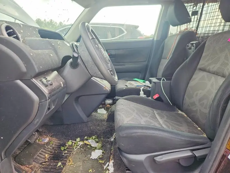 2013 SCION XB BASE  