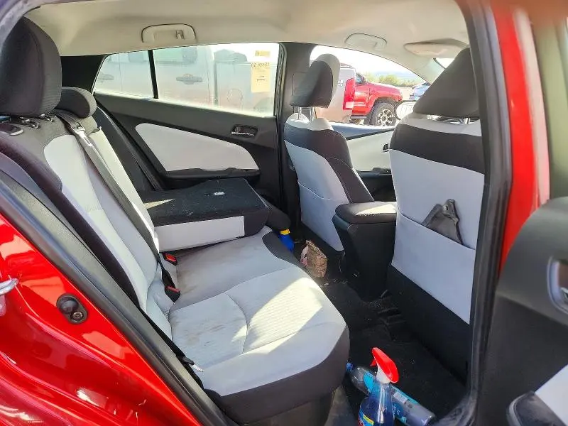 2017 TOYOTA PRIUS THREE  