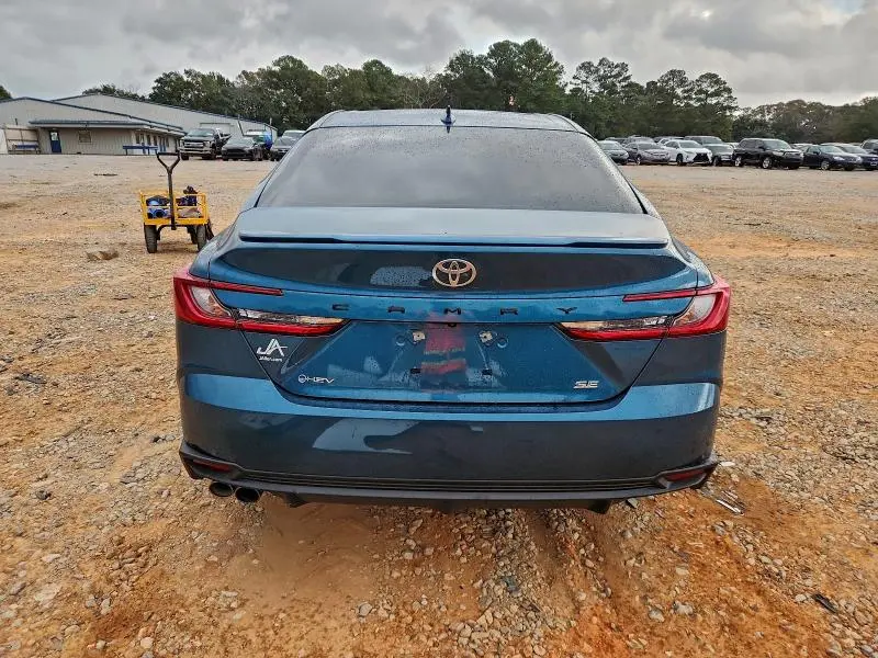 2025 TOYOTA CAMRY XSE  