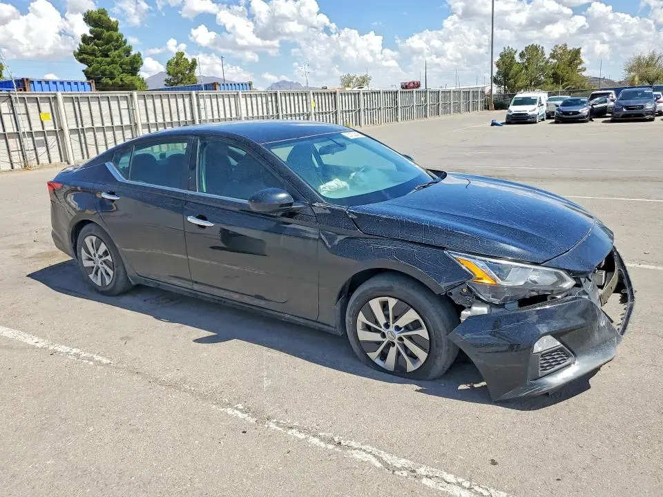 2020 NISSAN ALTIMA S  
