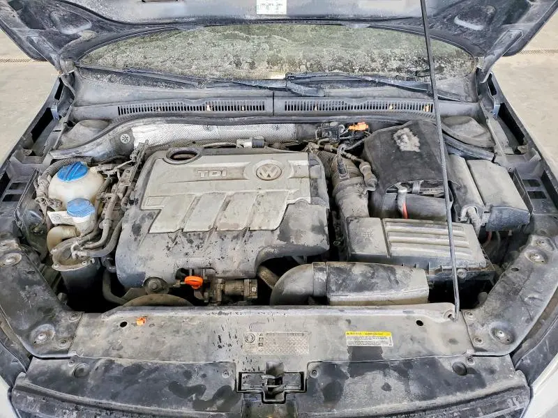 2013 VOLKSWAGEN JETTA TDI  