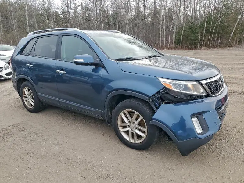 2015 KIA SORENTO LX  