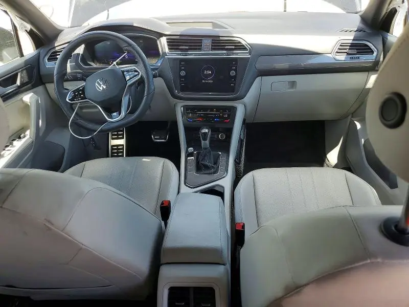 2023 VOLKSWAGEN TIGUAN SE R-LINE BLACK  