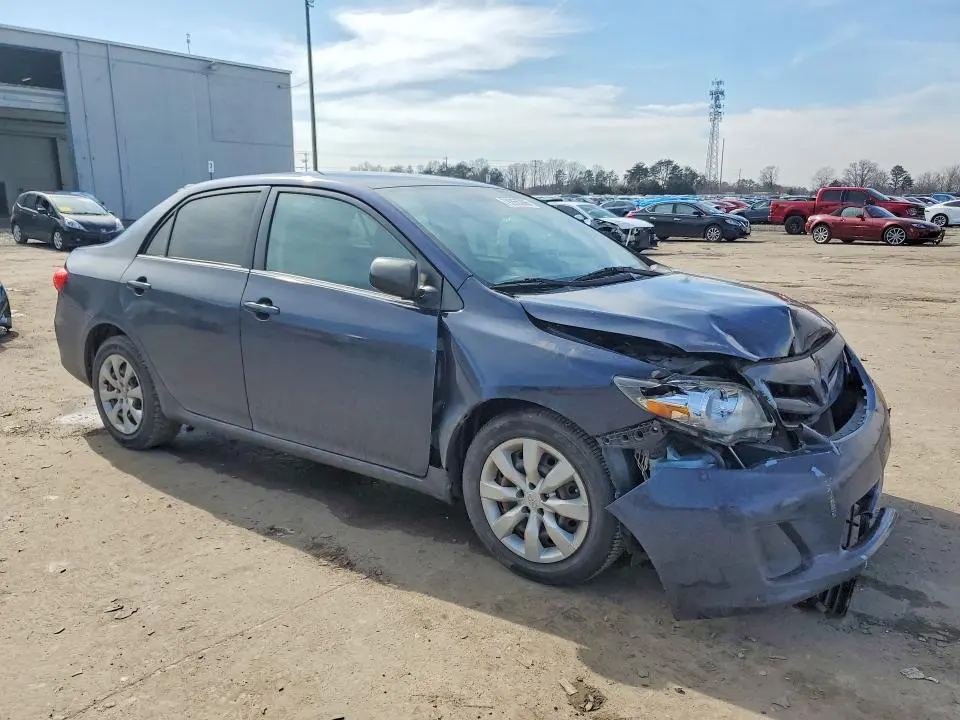 2013 TOYOTA COROLLA LE  