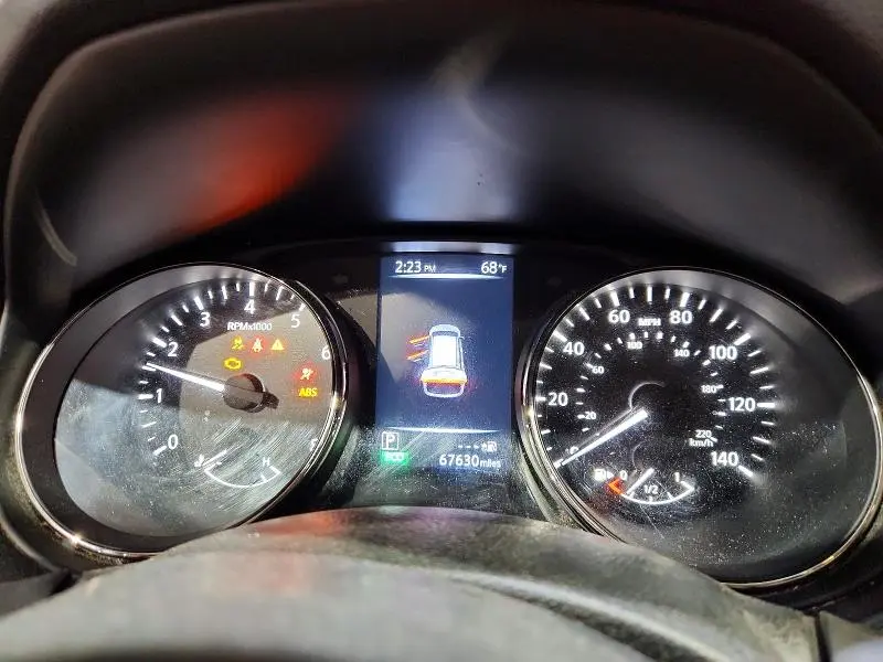 2017 NISSAN ROGUE SV  