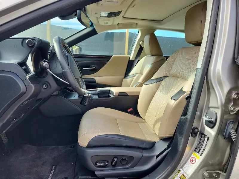 2019 LEXUS ES 350  