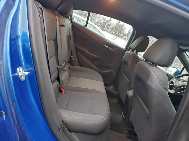 2017 CHEVROLET CRUZE LT  