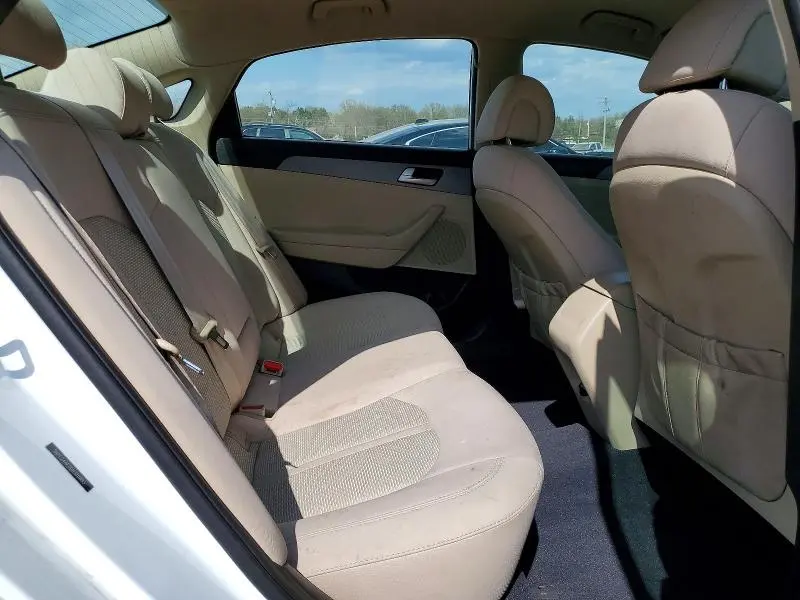 2016 HYUNDAI SONATA SE  