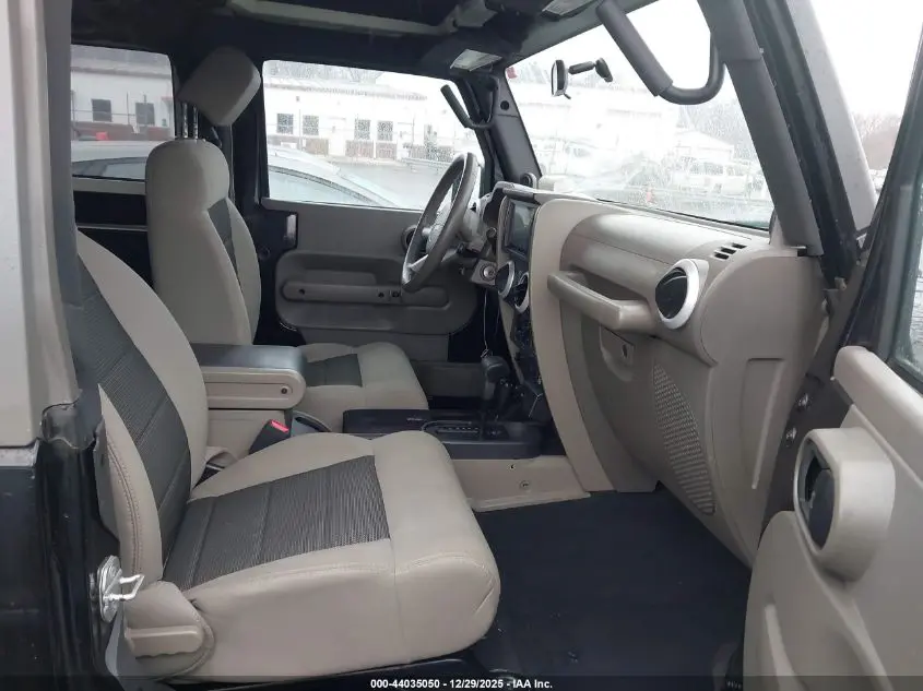 2010 JEEP WRANGLER SAHARA