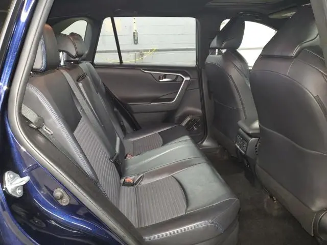 2020 TOYOTA RAV4 XSE  