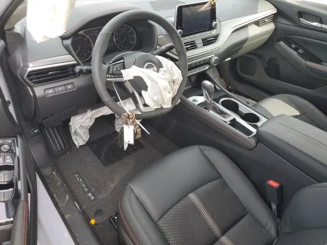 2024 NISSAN ALTIMA SR  