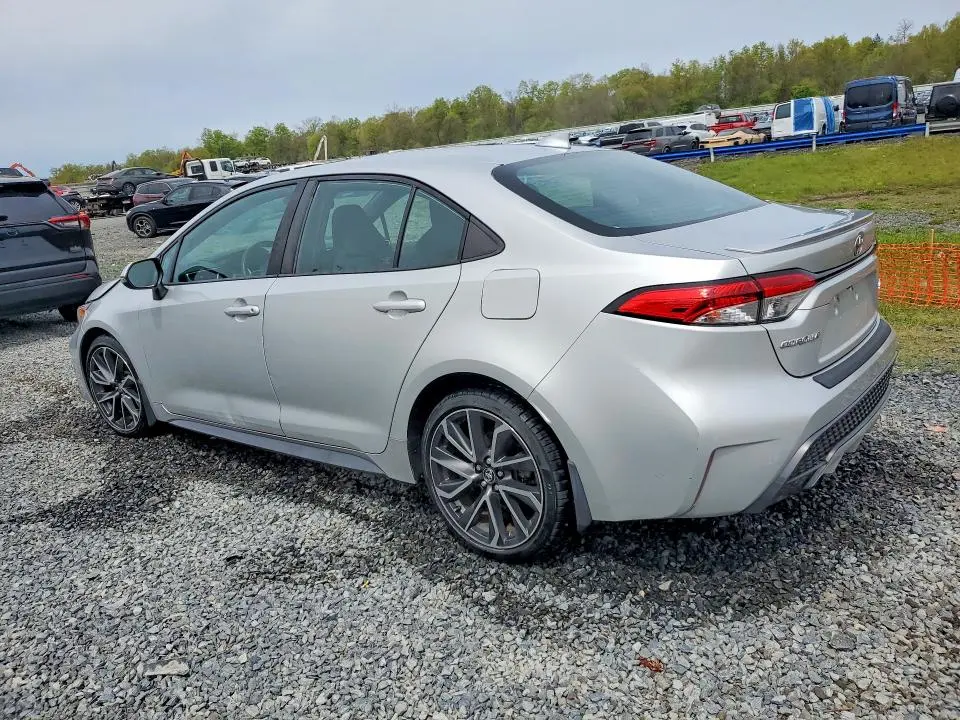 2020 TOYOTA COROLLA SE  