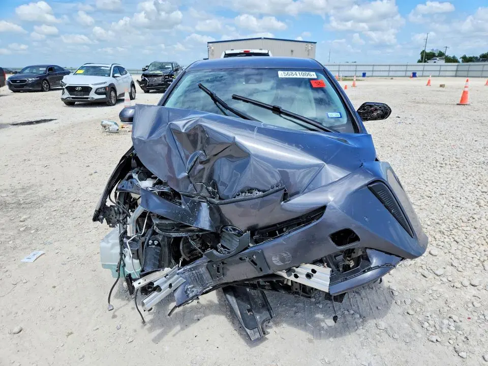 2019 TOYOTA PRIUS LE  