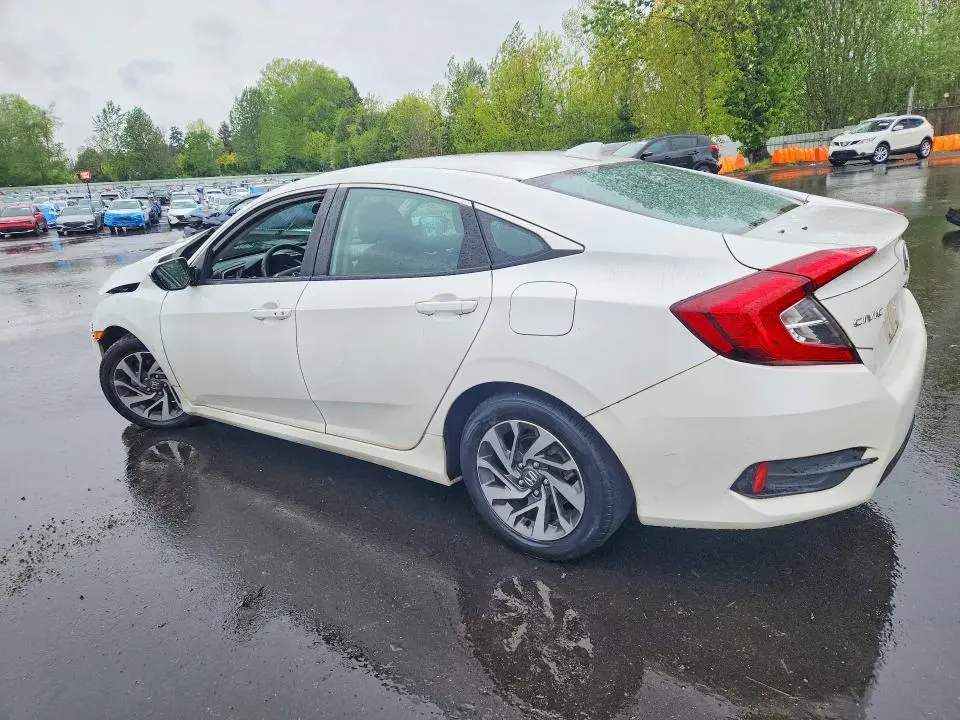 2018 HONDA CIVIC EX  