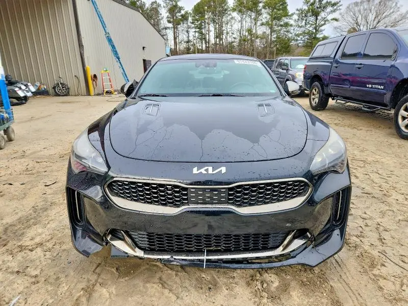 2018 KIA STINGER GT  