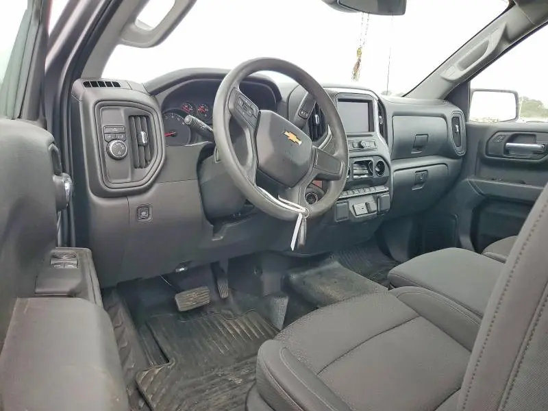 2025 CHEVROLET SILVERADO   