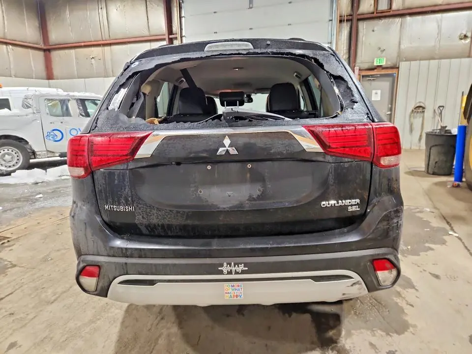 2019 MITSUBISHI OUTLANDER SE  