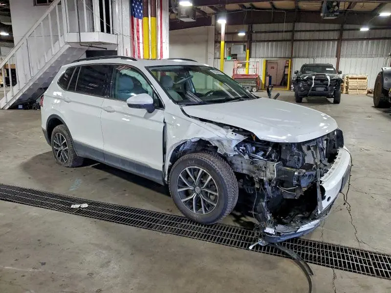 2021 VOLKSWAGEN TIGUAN SE  