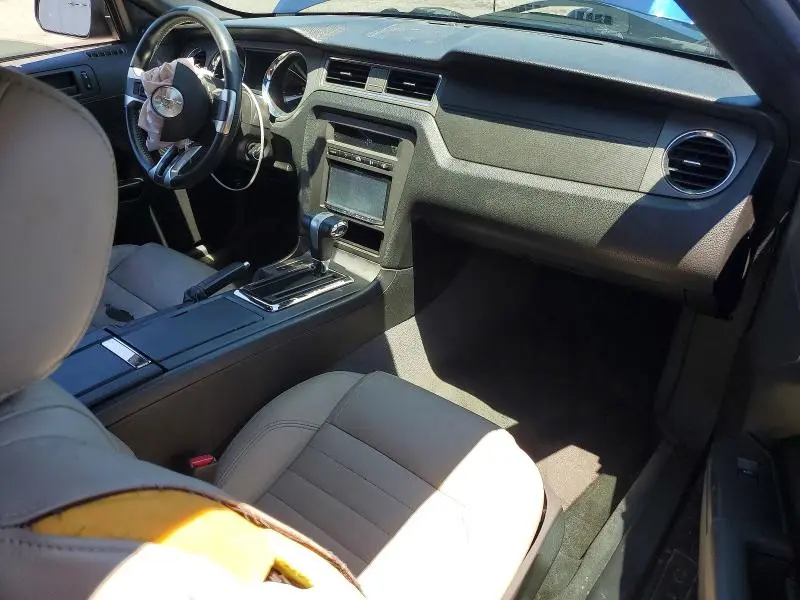 2012 FORD MUSTANG   