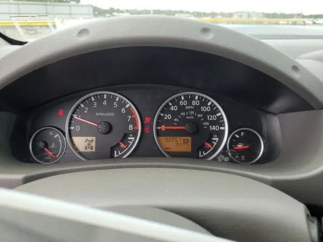 2013 NISSAN FRONTIER S  