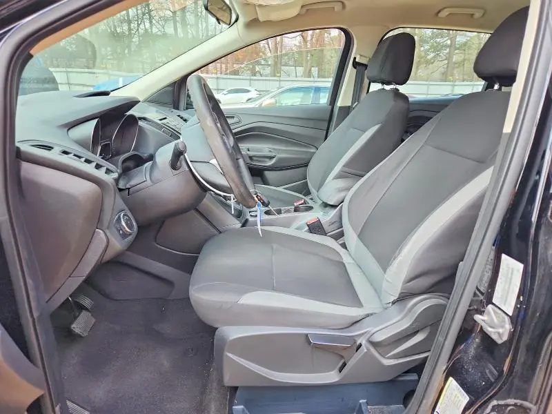 2016 FORD ESCAPE S  