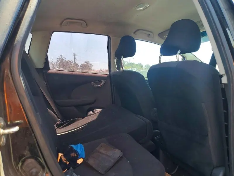 2011 HONDA FIT SPORT  