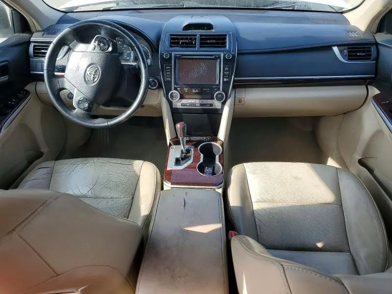 2014 TOYOTA CAMRY XLE V6  