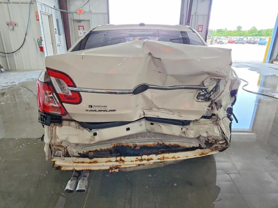 2012 FORD TAURUS SE  
