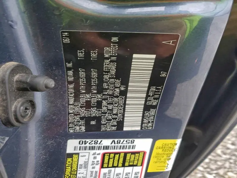 2014 TOYOTA SIENNA XLE  