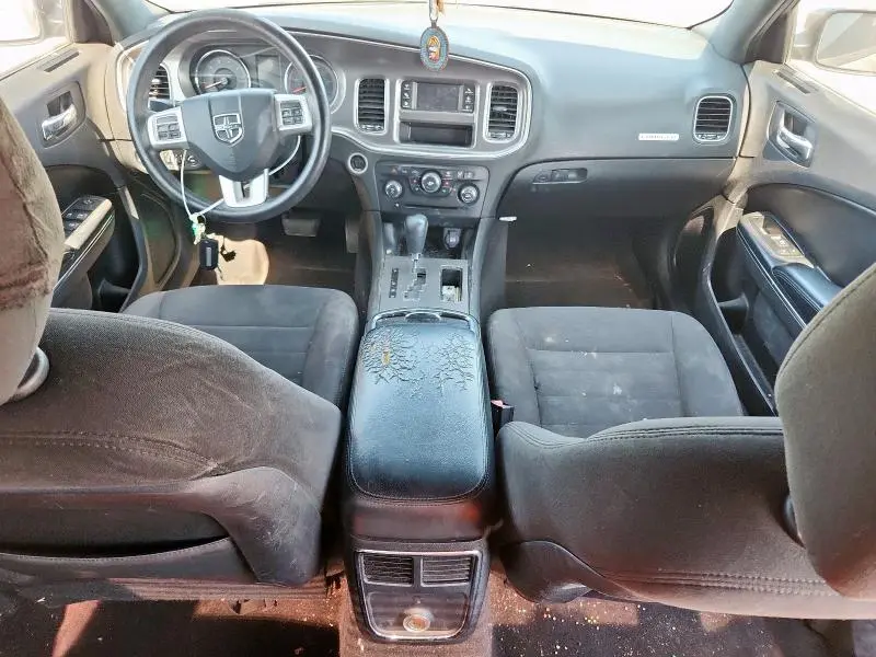 2012 DODGE CHARGER SE  