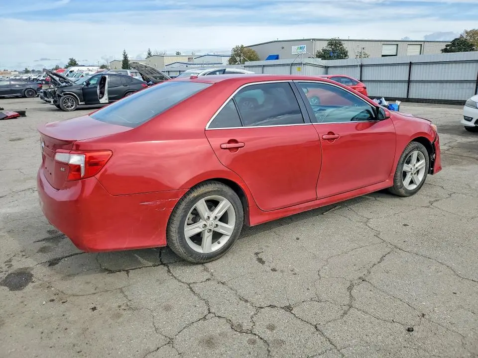 2012 TOYOTA CAMRY BASE  
