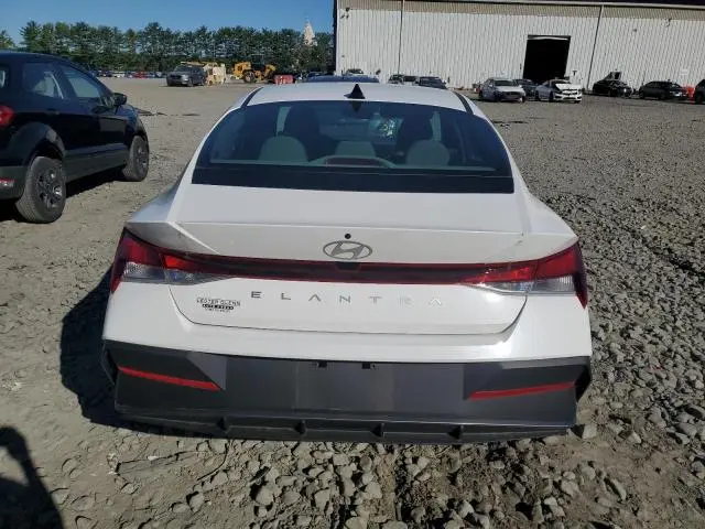 2024 HYUNDAI ELANTRA SEL  