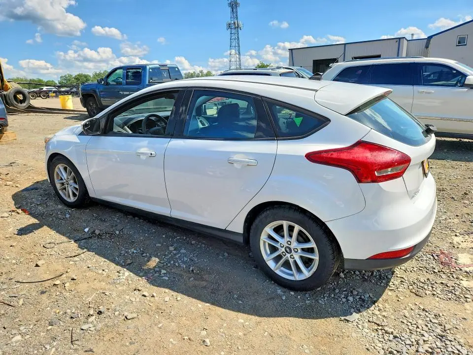 2017 FORD FOCUS SE  