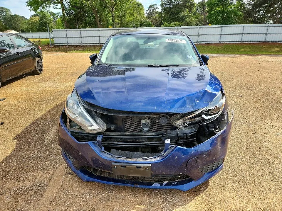2019 NISSAN SENTRA SV  