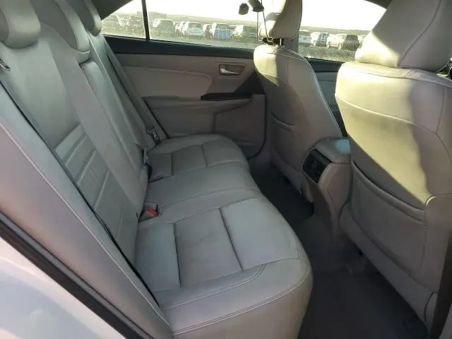 2015 TOYOTA CAMRY LE