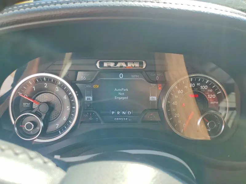 2019 RAM 1500 LARAMIE  