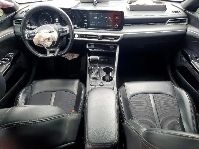 2021 KIA K5   
