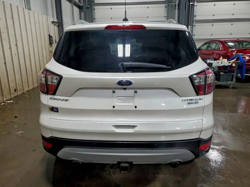 2017 FORD ESCAPE TITANIUM  