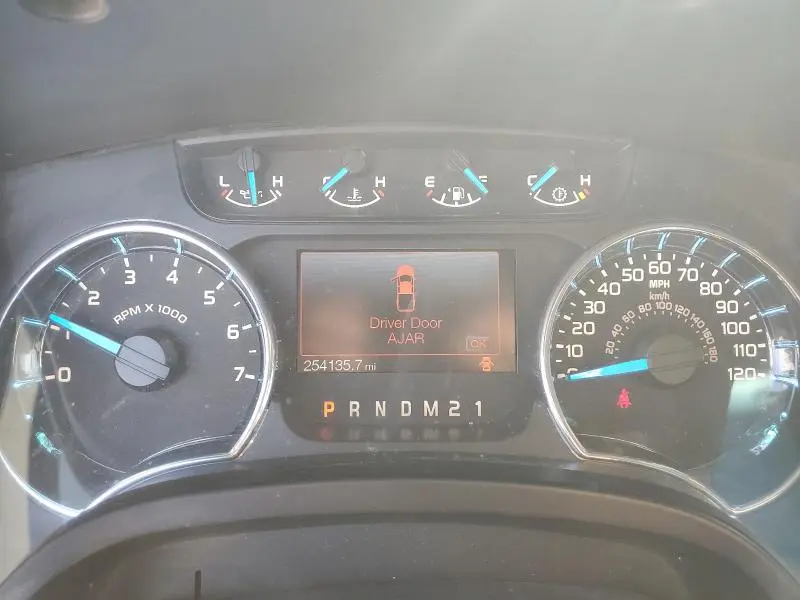 2013 FORD F150 SUPER CAB  