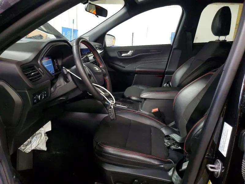 2024 FORD ESCAPE ST LINE  