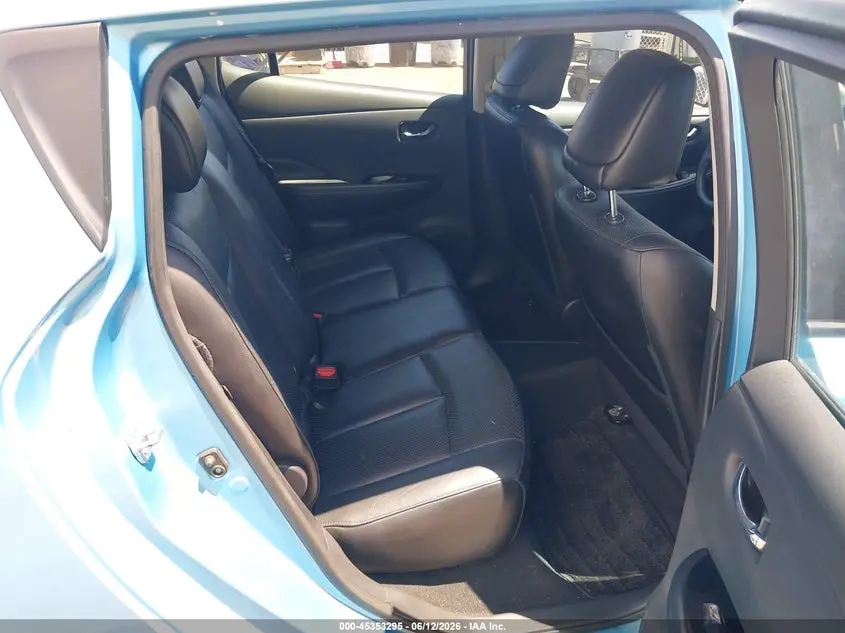 2015 NISSAN LEAF SL