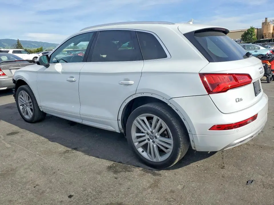 2020 AUDI Q5 PREMIUM PLUS  