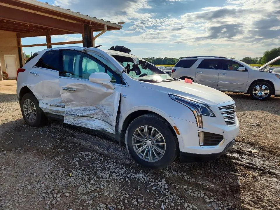 2018 CADILLAC XT5 LUXURY  
