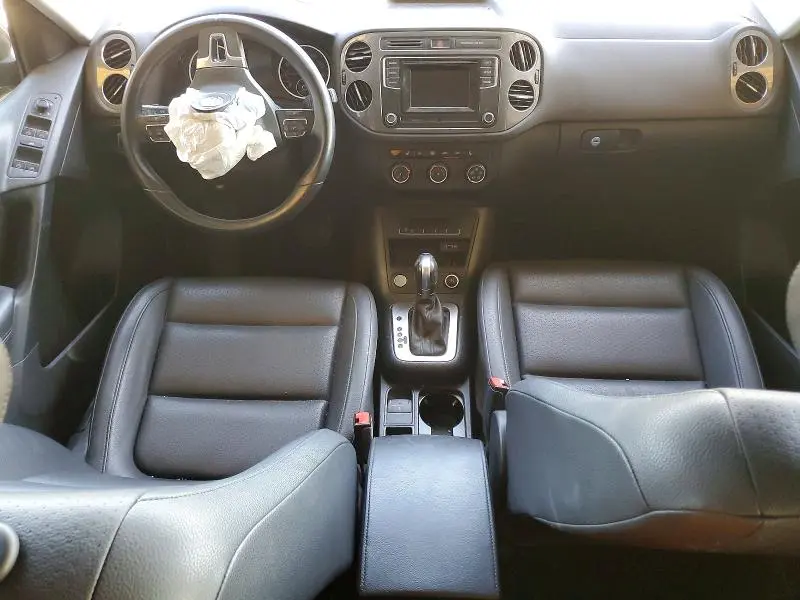 2016 VOLKSWAGEN TIGUAN S  