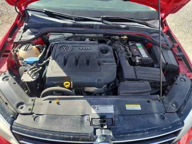 2015 VOLKSWAGEN JETTA TDI  
