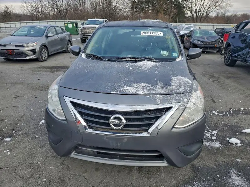 2019 NISSAN VERSA S  