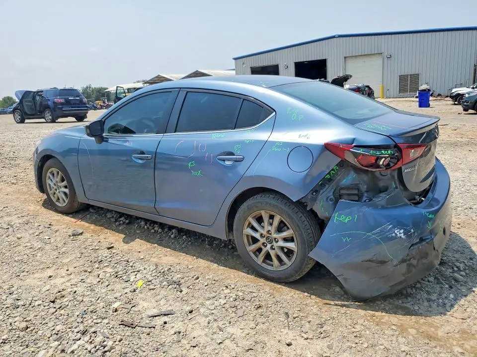 2015 MAZDA 3 TOURING  