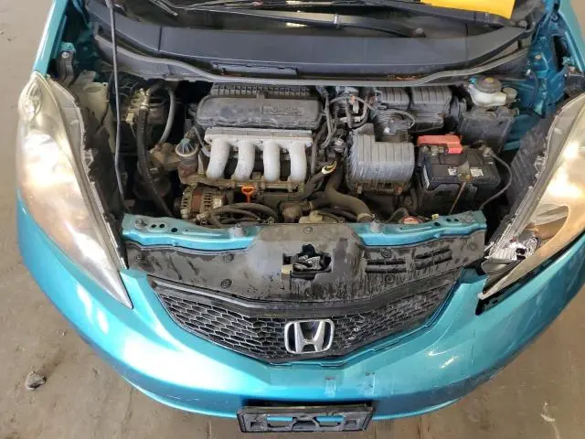 2012 HONDA FIT   